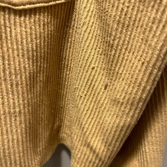 3 for 40$ Bundle A&E cardigan - Picture 2 of 6